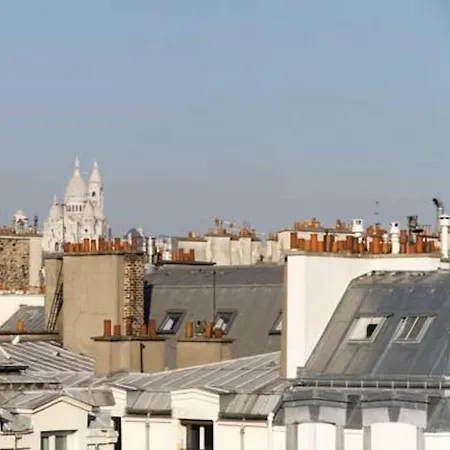 Private - Central - City Views Parijs